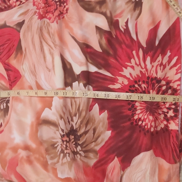 Plus size top - Picture 5 of 6